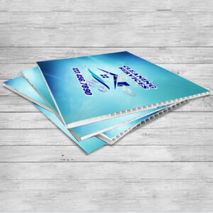 Home vinyl coroplast mockupp azul 1